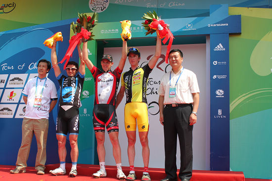 环中赛第一赛段前三名