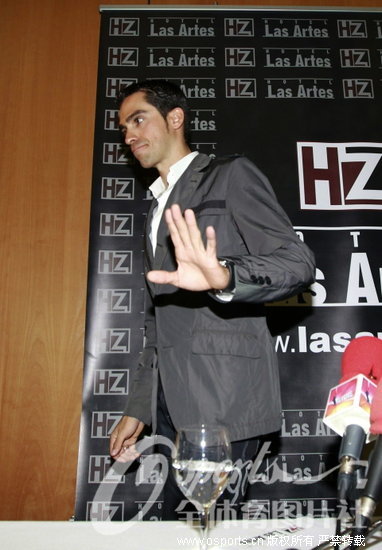 康塔多落魄离去