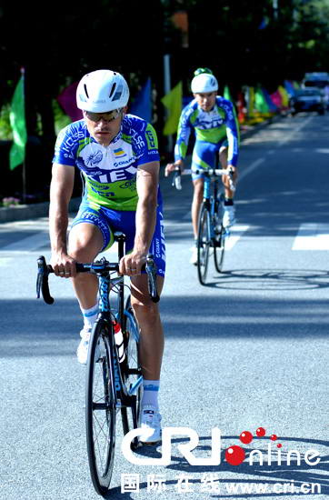 运动员在青海多巴高原体育训练基地进行赛前最后的适应性训练